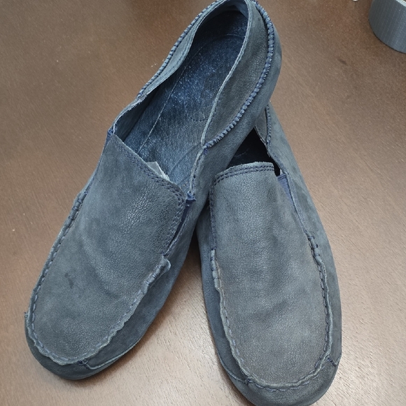 UGG Other - UGG Men's Blue Suede Loafers Sz 13